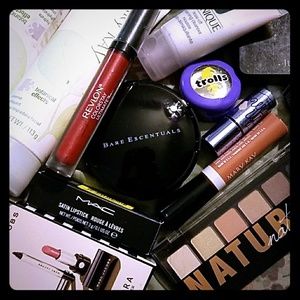 Mystery Cosmetics Box!